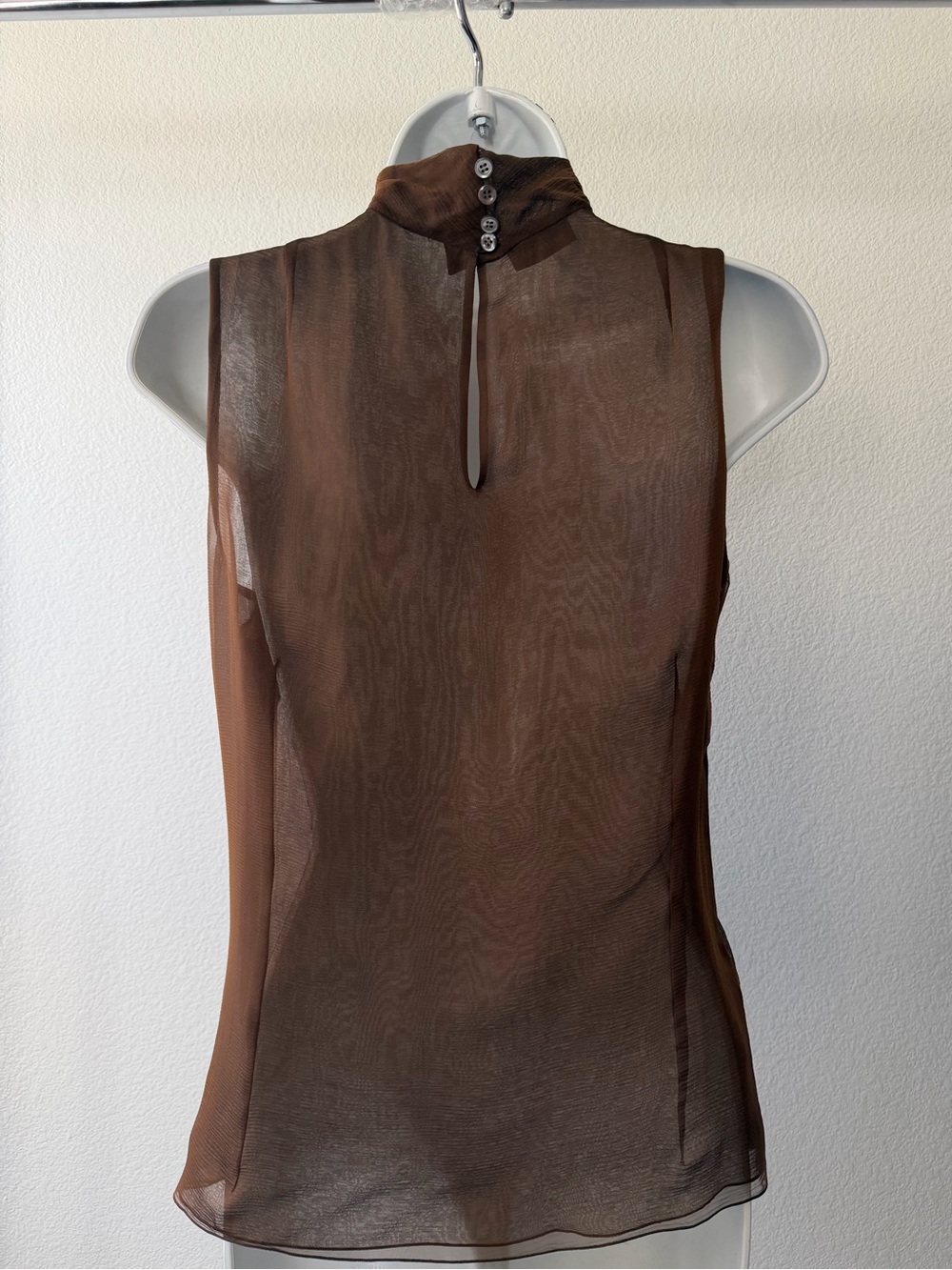 AKRIS 100% Silk Chocolate Brown Pleated Blouse Size 6 - Picture 3 of 16